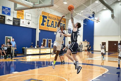 basketball player Trent Raby